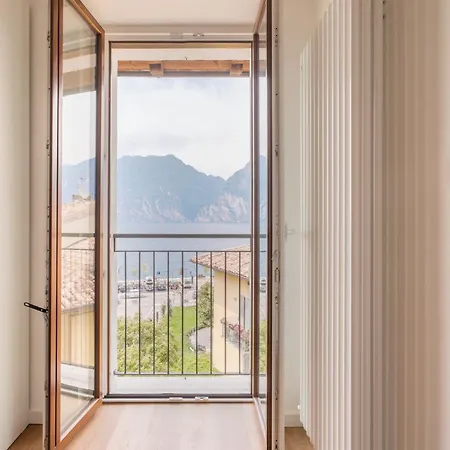 Garda Living Torbole 2*