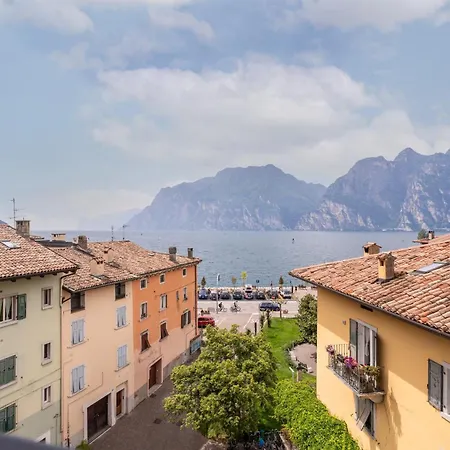 Garda Living Torbole Bed & Breakfast 2*