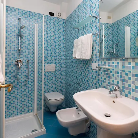 לינה וארוחת בוקר Casa Nataly טורבולה